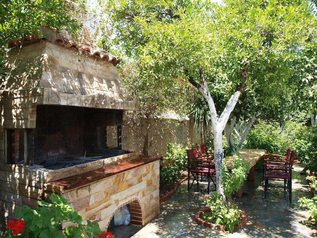 Εlegant Villa Liakos Pigi  ภายนอก รูปภาพ