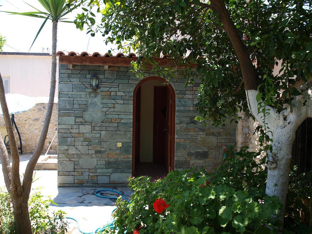 Εlegant Villa Liakos Pigi  ภายนอก รูปภาพ