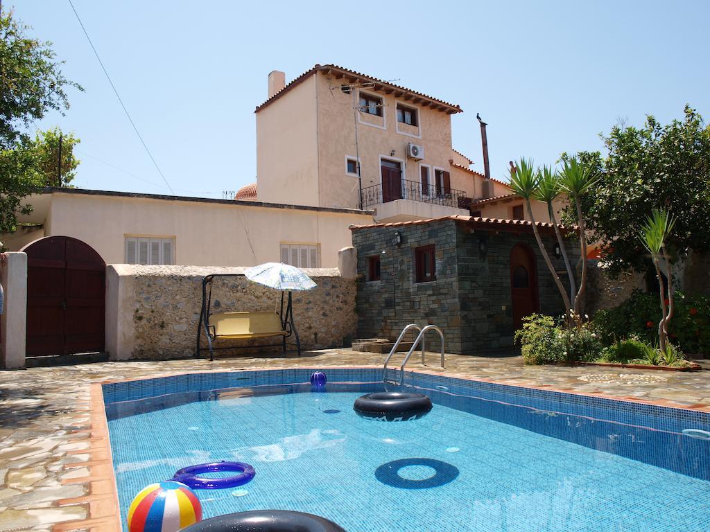 Εlegant Villa Liakos Pigi  ภายนอก รูปภาพ